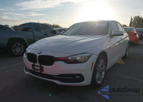 2016 BMW 328I z USA, uszkodzony, nr VIN WBA8E9C58GK648827